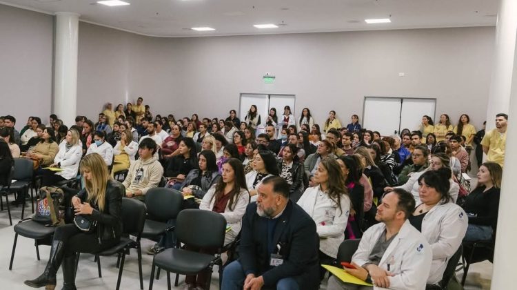 El Hospital Central llevó adelante las primeras Jornadas de Urgencias y Emergencias
