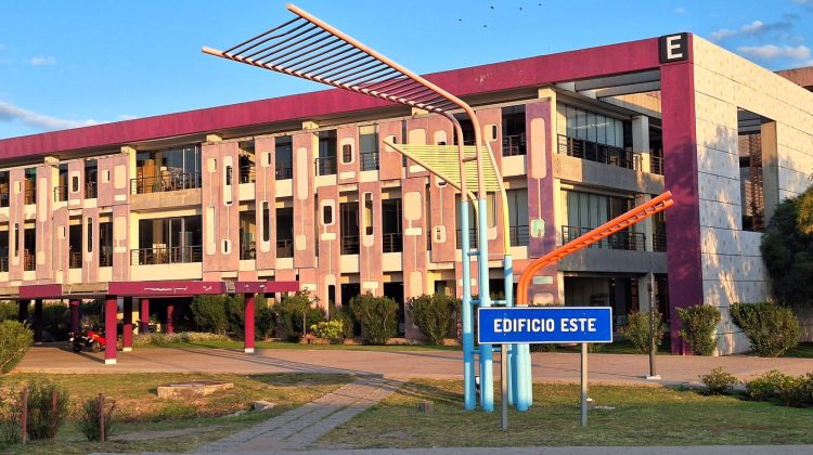 Publicaron la 11° convocatoria para cubrir cargos docentes y horas cátedra