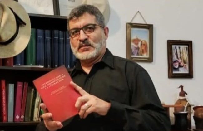 Presentan el libro ‘Introducción a una ontología de la liberación’