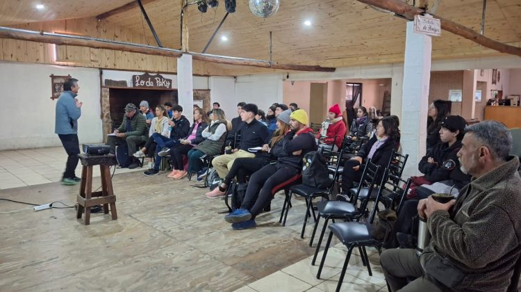 Brindaron una capacitación sobre actividad física y cuidado ambiental