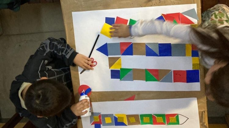 Un taller de arte y literatura infantil fomenta el pensamiento creativo