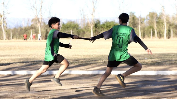 Las Olimpiadas Escolares de Atletismo llegan a San Luis: más de 650 jóvenes en acción