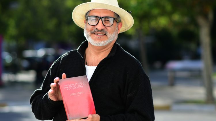 El filósofo Rodolfo Altamirano compartió sus reflexiones en San Luis Libro