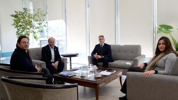 Amondarain recibió a autoridades del Banco Nación