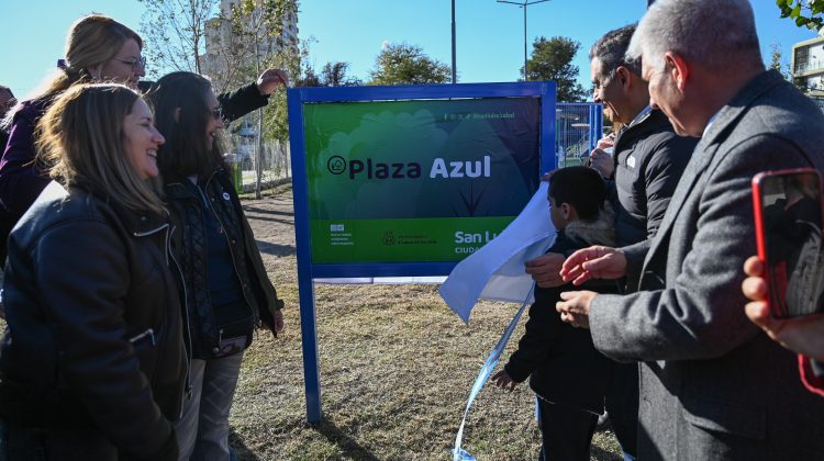 La ‘Plaza Azul’ del barrio Procrear luce renovada