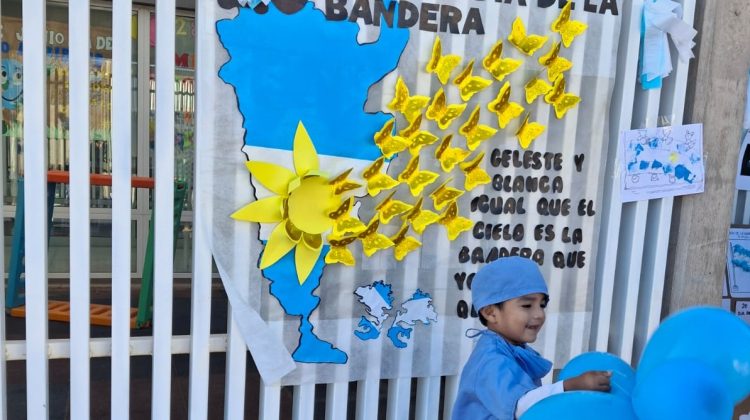 Junto a las familias, los CDI festejaron el Día de la Bandera