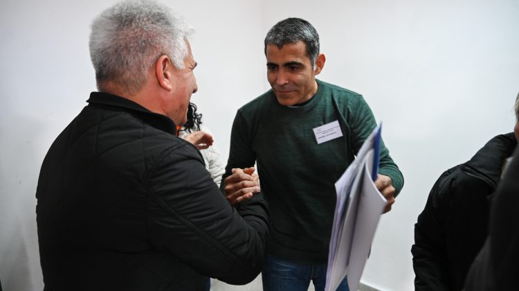 Vecinos de La Toma recibieron la tranquilidad que otorga tener una escritura