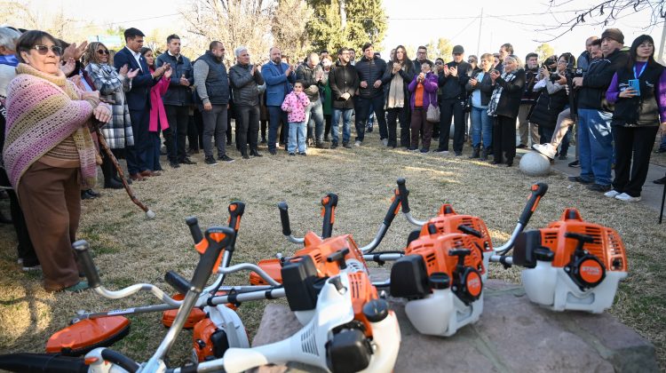 Supervisaron avances del Parque Lineal Betbeder y presentaron nueva flota de limpieza urbana