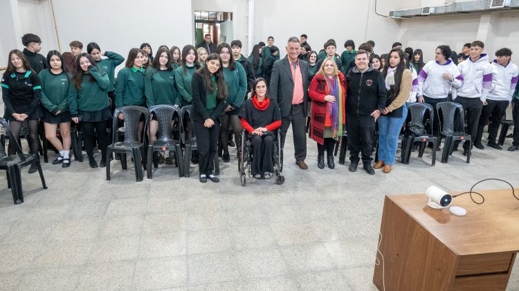 Valentía y esperanza en el INDI: una charla sobre discapacidad que tocó el corazón del público