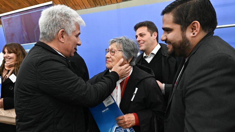 “En el otro gobierno me decían que vuelva mañana, que venga otro día, nunca me daban una respuesta”