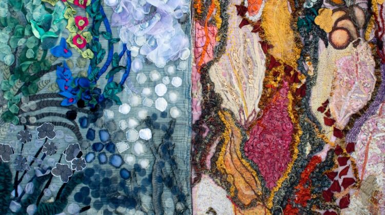 Puntada a puntada, dos artistas bordaron sus mapas emocionales