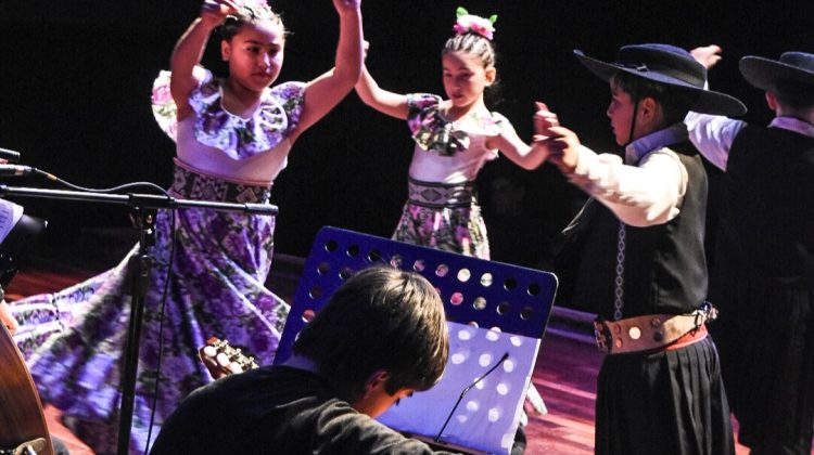 La escuela de Martín Giménez brilló en el Centro Cultural ‘Puente Blanco’