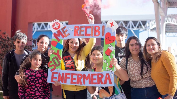 Enfermería: la ULP celebra a 21 nuevos profesionales