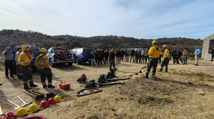 Capacitaron a la brigada ambiental para resguardar del fuego áreas protegidas