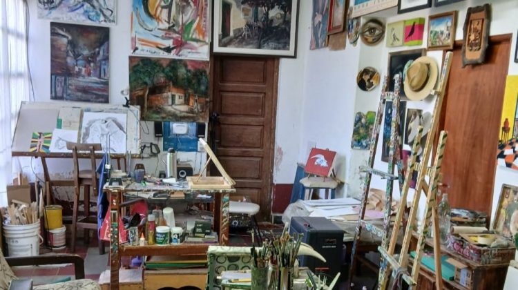 Roberto ‘Baroja’ Agüero invita a recorrer su fascinante galería en Quines