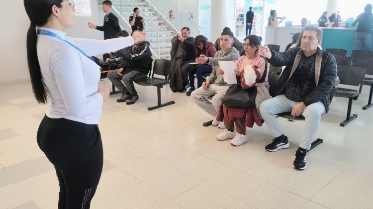 El Hospital ‘Dr. Ramón Carrillo’ fomenta hábitos saludables con ‘Espera activa’