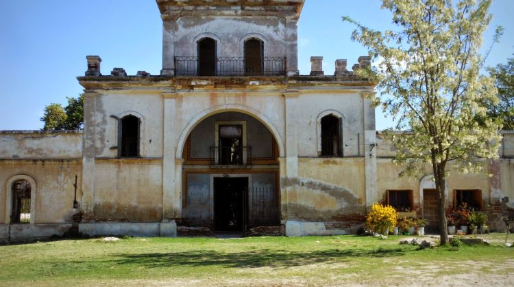 La Toma, capital del ónix, puerta para descubrir el Valle del Conlara