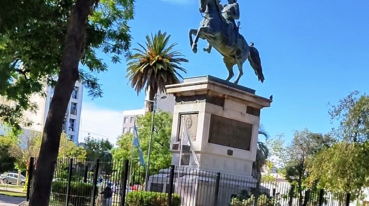 Monumento al General San Martín: hito histórico, cultural y turístico