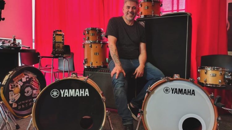 El músico Luis Ocampo fue nombrado miembro de los Latin Grammy
