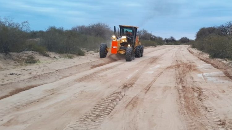 Vialidad Provincial reparó caminos en Los Araditos, El Churrasco y Puesto Balzora