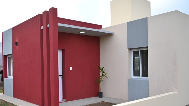 Buscan garantizar la continuidad ininterrumpida de la política habitacional en la provincia