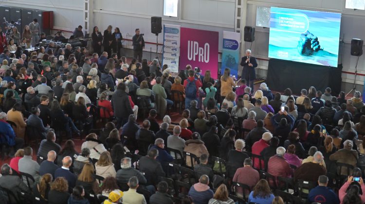 El 7° Encuentro de Formación Dirigencial para ONG comenzó con el acompañamiento del Gobernador