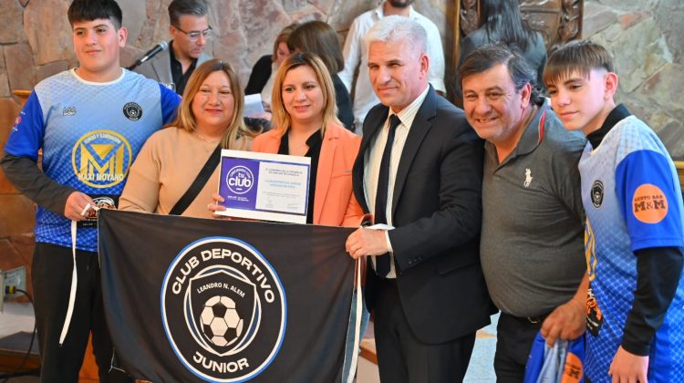 El Club Junior de Leandro Alem obtuvo regularidad institucional y ahora aspira a más