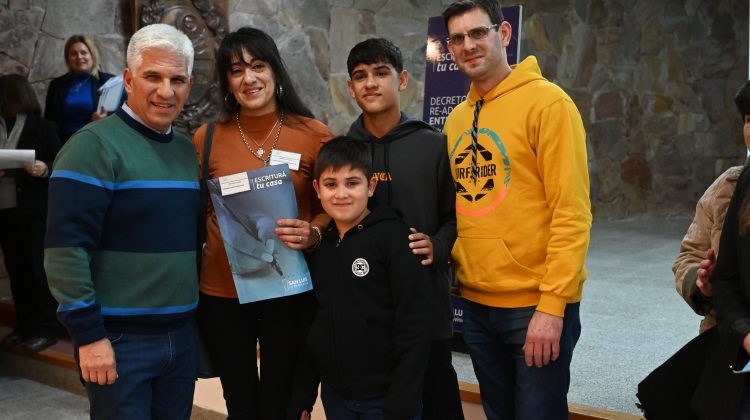 El Gobierno provincial otorgó seguridad jurídica a más de 120 familias sanluiseñas