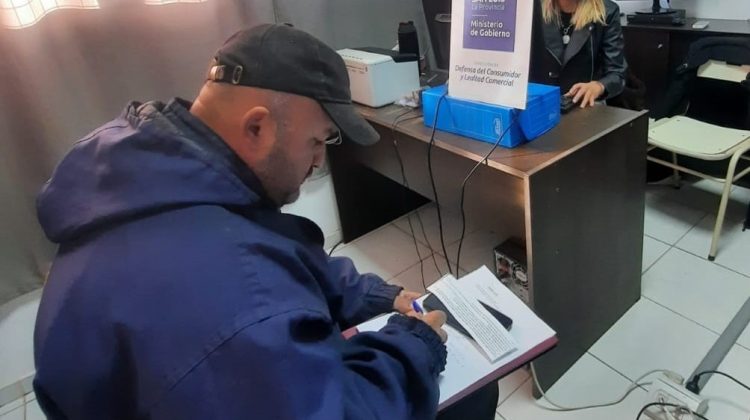 ‘Defensa en Tu Barrio’ llegó al Félix Bogado con sus servicios