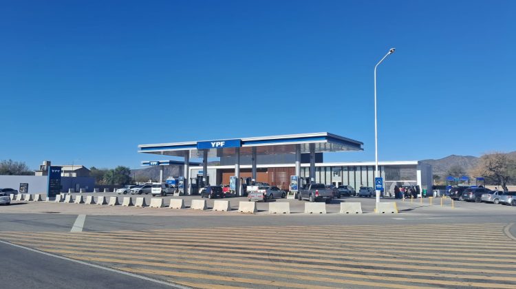La estación de servicio YPF de Quines se suma al Sistema de Carga de Combustible del SIPA