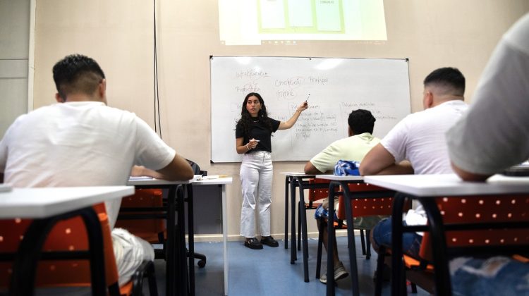 La UPrO abrió una convocatoria para instructores y auxiliares de toda la provincia