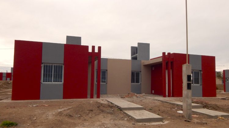En el nuevo barrio al sur de la ciudad de San Luis ya trabajan en detalles y terminaciones