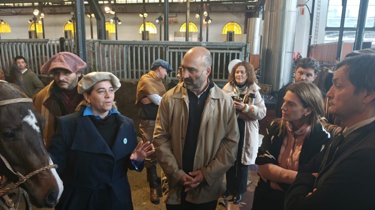 El ministro de Desarrollo Productivo visitó la Rural y destacó el potencial ganadero de San Luis