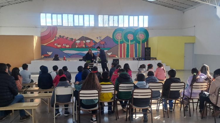 Realizaron una capacitación en huerta escolar en la Escuela Nº441 de San Gerónimo