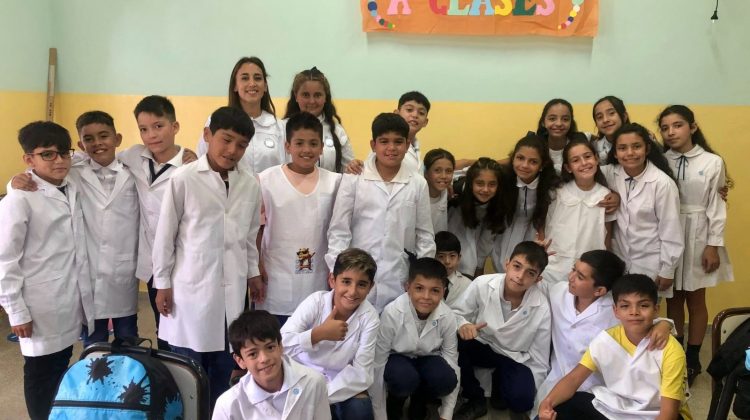 Alumnos de La Toma llevan su pasión por la lectura a un concurso nacional