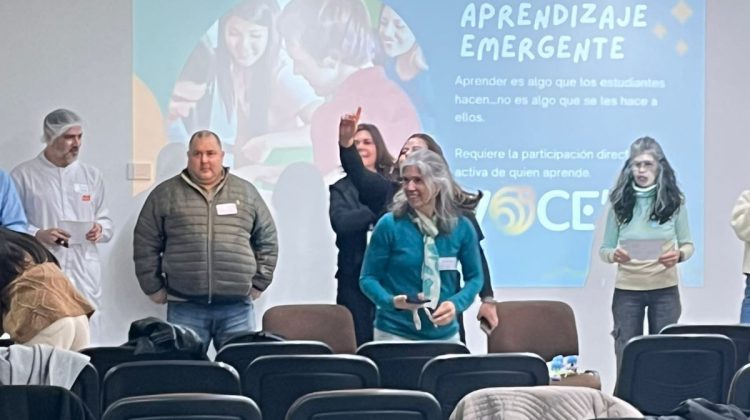 Alumnas de la escuela ‘Agustín Mercau’ participan en mentorías con empresas locales
