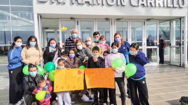 El Hospital Central festejó con una nueva paciente trasplantada que fue dada de alta
