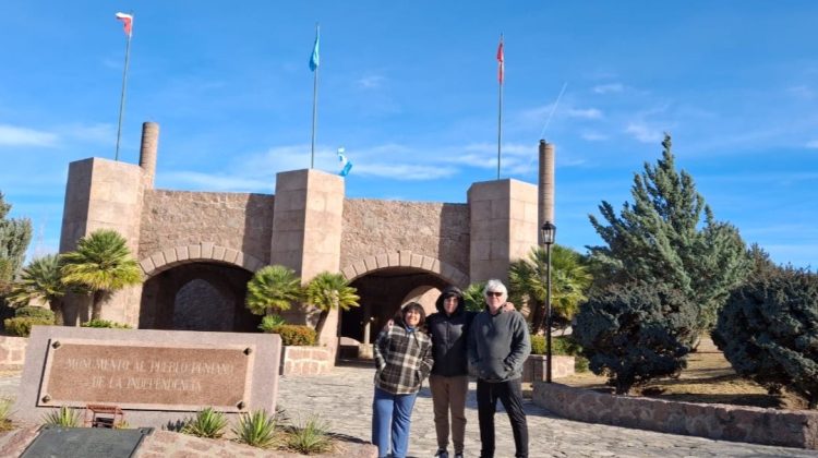 Crecieron las visitas de turistas extranjeros al Monumento al Pueblo Puntano de la Independencia