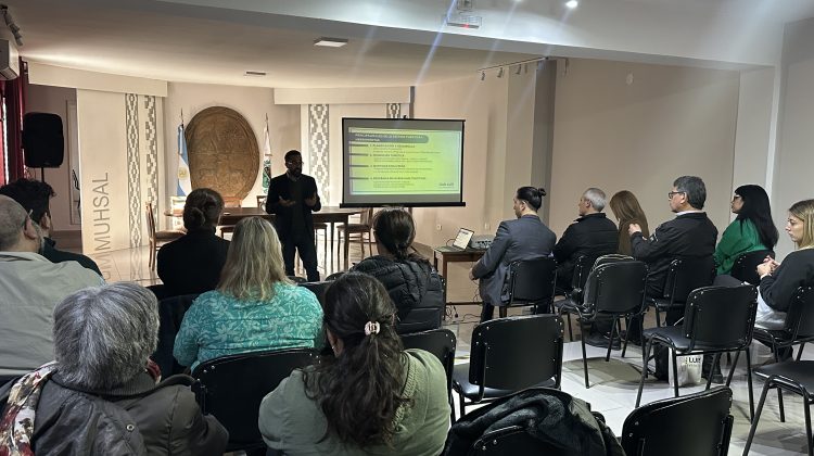 Turismo y Cultura mantuvo un encuentro con el sector privado de la zona centro