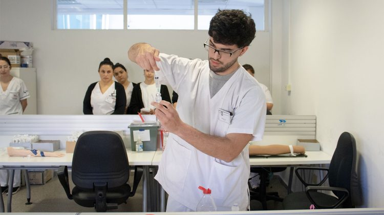 Más de 300 estudiantes participaron en el Laboratorio de Simulación Clínica