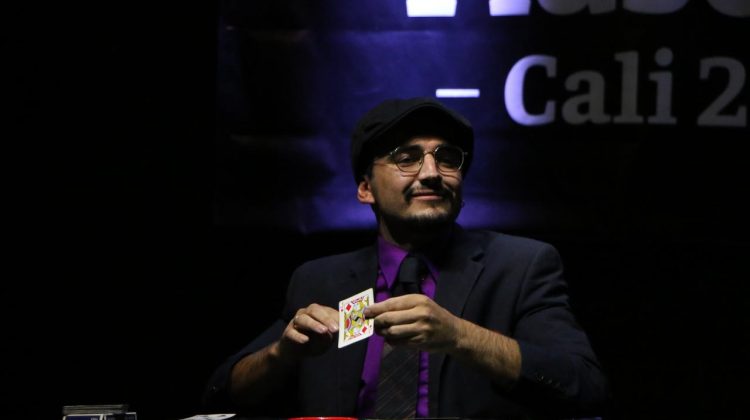 El mago ‘Angus’ Molina presentará su nuevo show ‘Más allá de lo visible’ en la Casa del Poeta