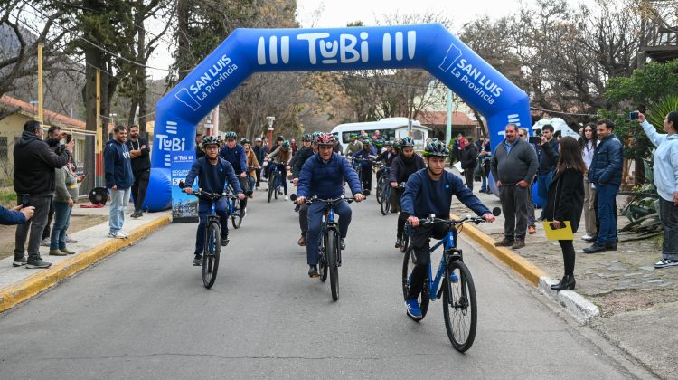 Llegaron las TuBi: el Gobierno entregó otra tanda de bicicletas en Potrero de los Funes