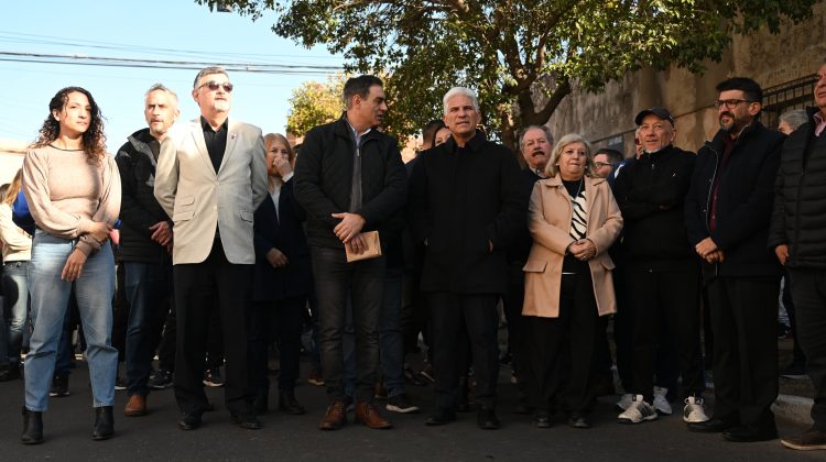 Junto a vecinos, el gobernador Poggi y el intendente Hissa inauguraron obras en la capital