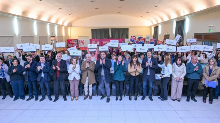 Entregaron tecnología y equipamiento para fortalecer el sistema de salud del departamento Pedernera