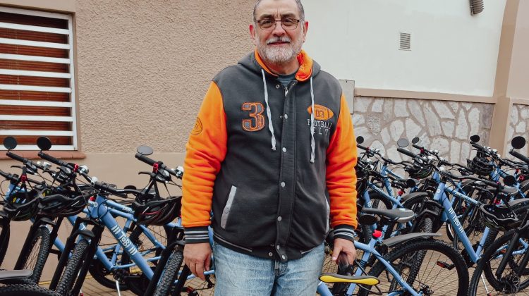 “Estamos muy agradecidos con el Gobierno por incluir a bicicleteros locales”