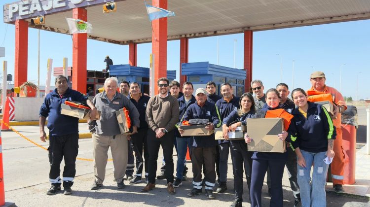 El Ente de Control de Rutas renovó la indumentaria de su personal