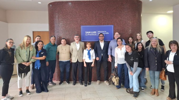 El Gobierno trabaja con las ONG en materia de prevención del suicidio
