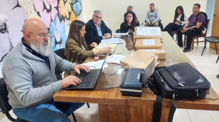 El Gobierno avanza con el proyecto de llevar gas natural a más de 1.500 familias de La Punta
