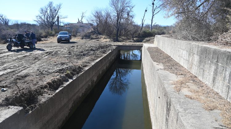 Trabajaron en la limpieza y revalorización del sistema de canales de Santa Rosa del Conlara