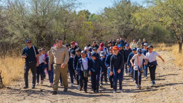 Estudiantes de Quines visitaron Quebrada de Las Higueritas